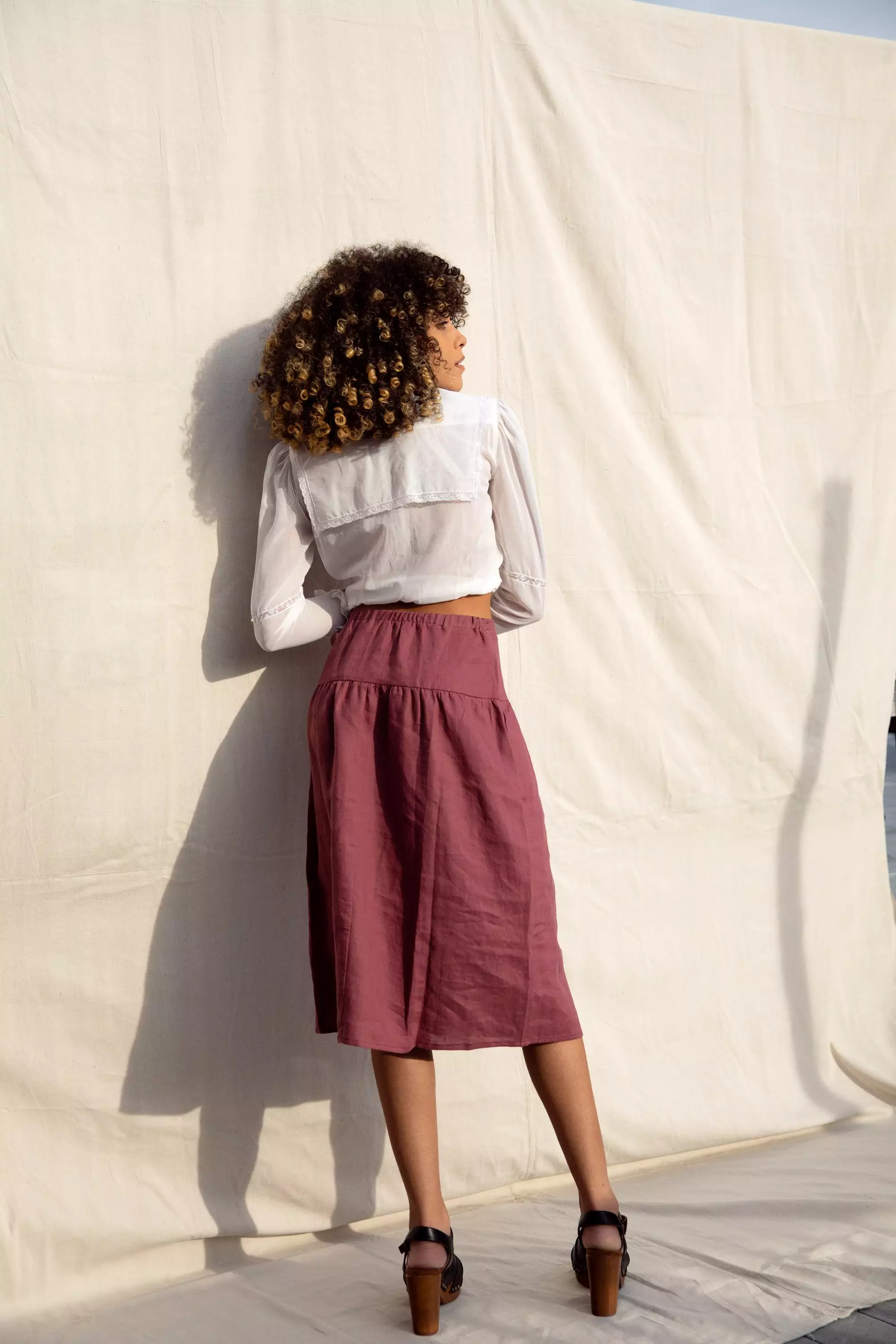 Beth Skirt / Scarlet Linen