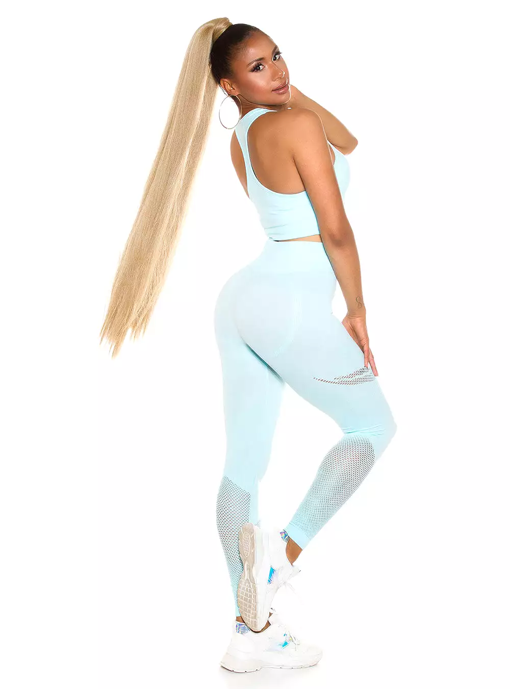 KouCla Sporty Set Crop Top and Push-up Leggings