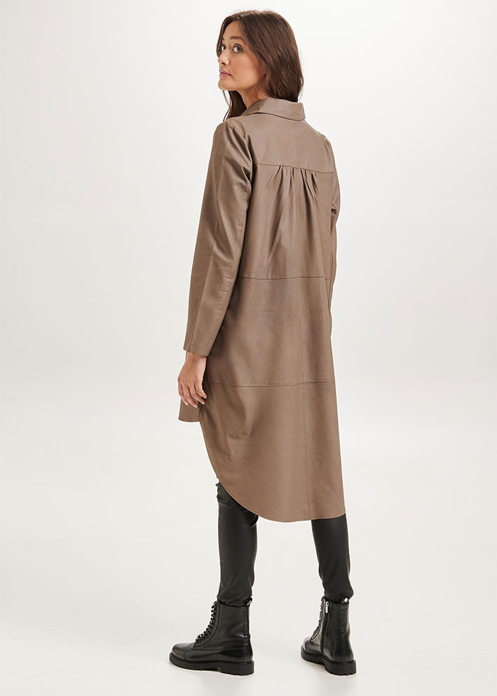 Notyz Oversized Shirt Dress 11112 Skindkjole - Taupe w. Light Gold