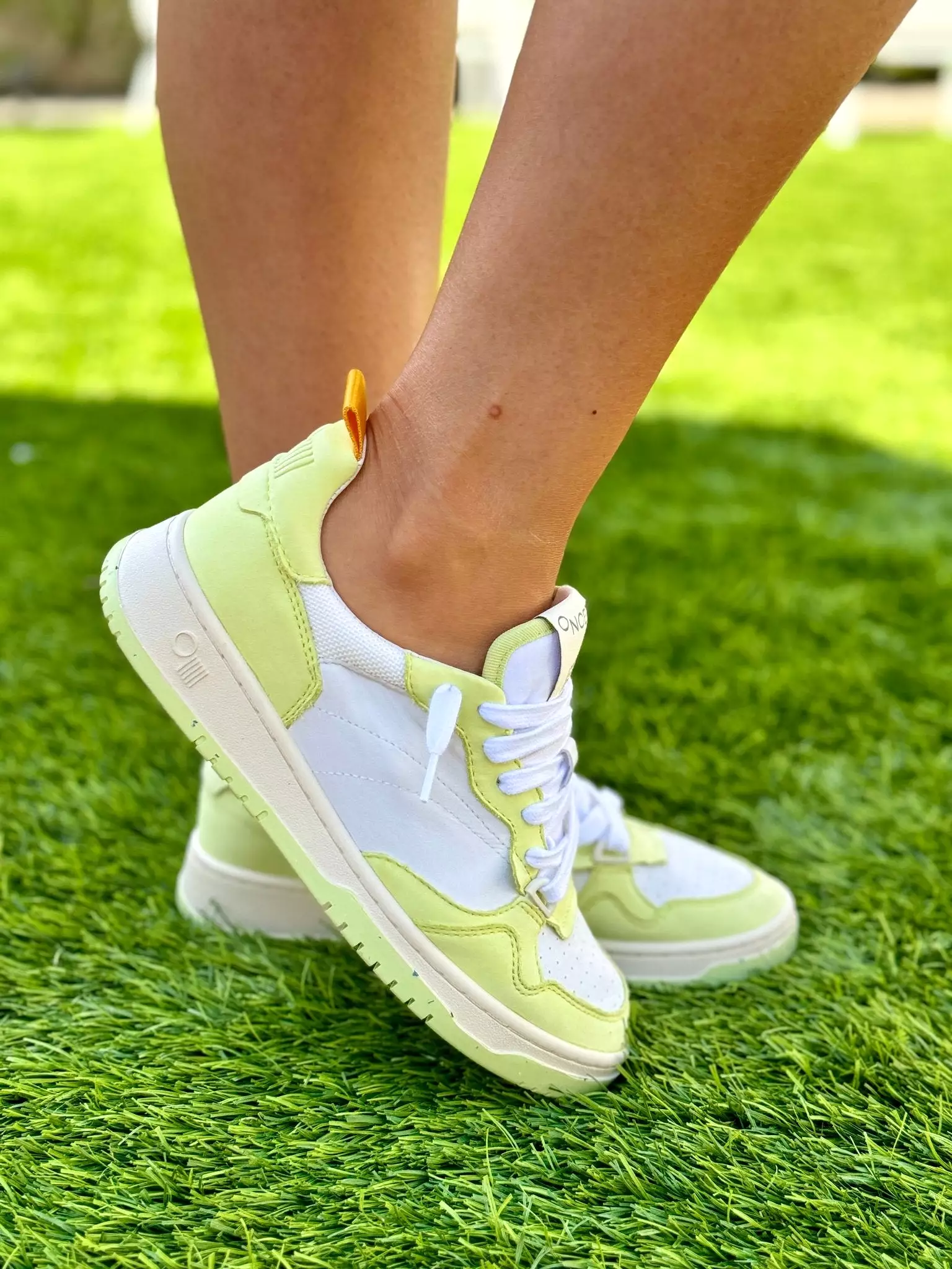 Phoenix Sneaker by Oncept (Cool Matcha)